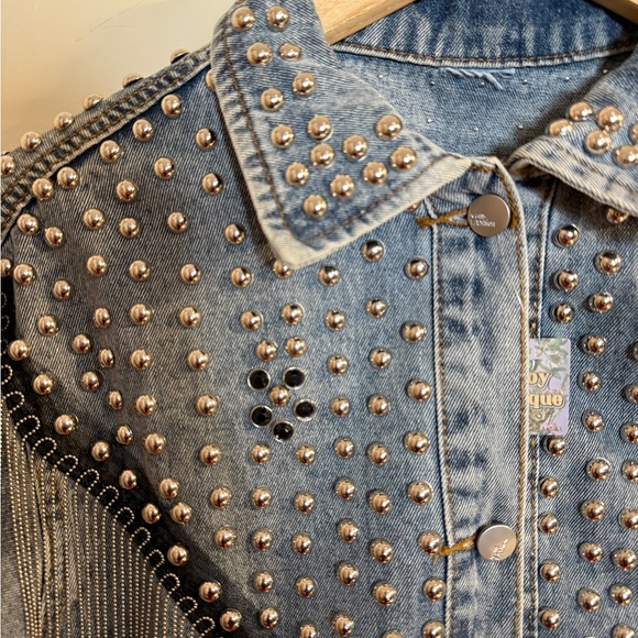 Studded Fringe Light Blue Denim Jacket - Women - Picture 3 of 5
